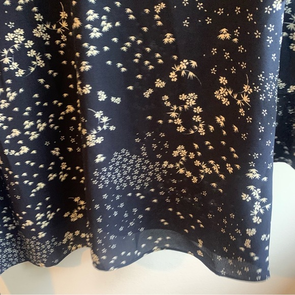 NWT 1. State Blue and White Floral Cold Shoulder High Neck Tiered Blouse XL - Picture 12 of 14